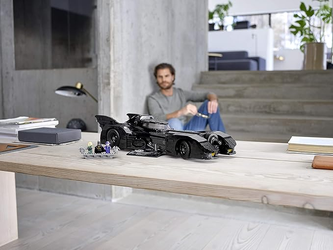 Lego Super Heroes 1989 Batmobile™ (76139)